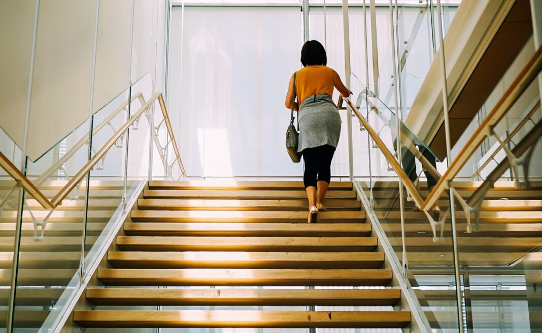 Penjanje uz stepenice jača kosti Penjanje uz stepenice jača kosti