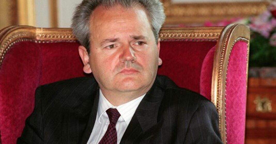 Metak iz snajpera pogodio je Slobu iznad glave, hteli su da ga ubiju da ne bi cinkario u Hagu Metak iz snajpera pogodio je Slobu iznad glave, hteli su da ga ubiju da ne bi cinkario u Hagu