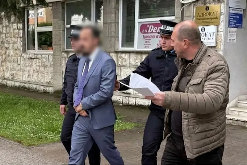 Akcija “Šešir”: Uhapšen advokat iz Prijedora, tražio 60.000 KM od klijenta za pogodovanje Akcija “Šešir”: Uhapšen advokat iz Prijedora, tražio 60.000 KM od klijenta za pogodovanje