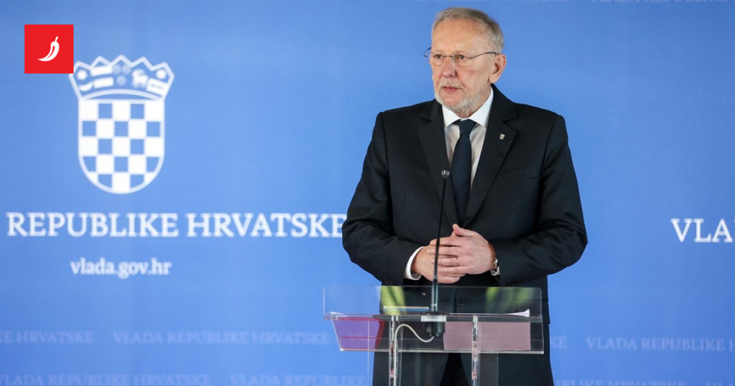 Božinović o napadu na pravoslavnu crkvu: Osumnjičeni je pod nadzorom policije Božinović o napadu na pravoslavnu crkvu: Osumnjičeni je pod nadzorom policije