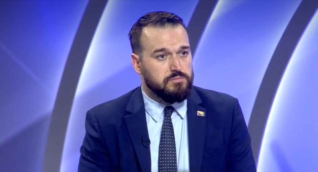 Čavalić: NiP spada u ideološki prozor kojem pripadam. Jesam Tuzlak, ali nisam ljevičar Čavalić: NiP spada u ideološki prozor kojem pripadam. Jesam Tuzlak, ali nisam ljevičar