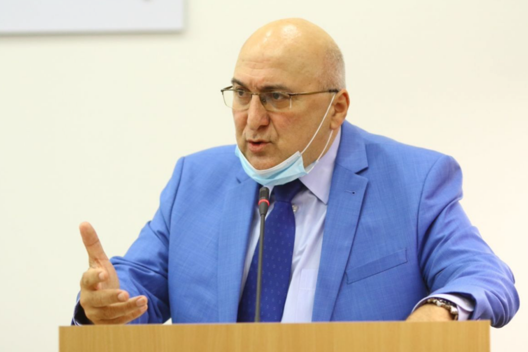 Član CIK-a u sukobu interesa: Sin Vlade Roigića imenovan za prvog saradnika Dragana Čovića u Domu naroda BiH – Istraga .ba Član CIK-a u sukobu interesa: Sin Vlade Roigića imenovan za prvog saradnika Dragana Čovića u Domu naroda BiH - Istraga .ba