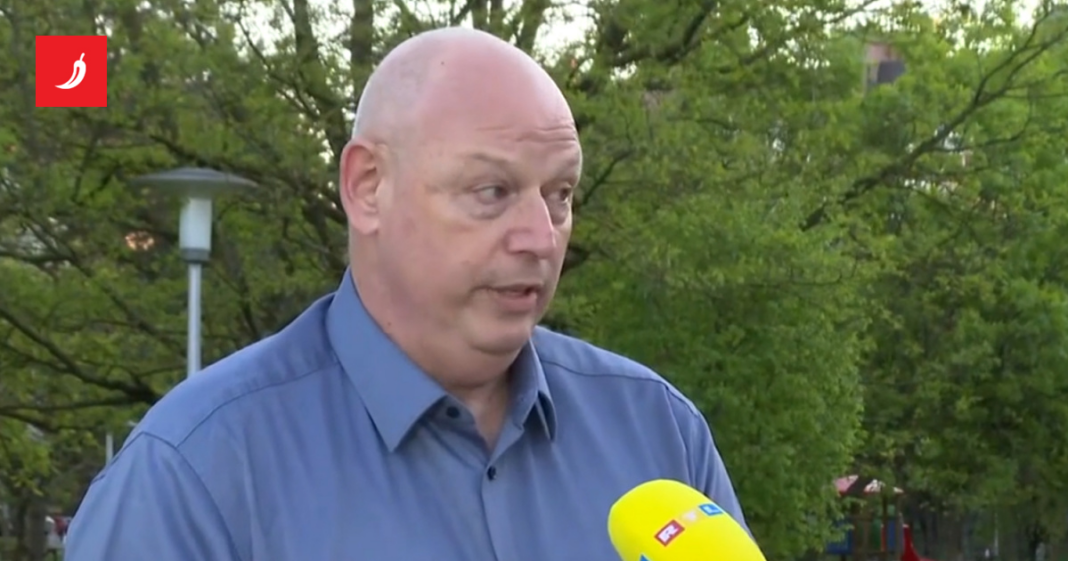 Dječak se popeo na trafostanicu, teško je ozlijeđen. Liječnik: Ta struja skuha mišiće Dječak se popeo na trafostanicu, teško je ozlijeđen. Liječnik: Ta struja skuha mišiće