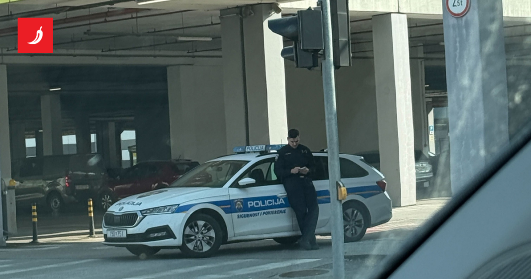 Dojave o bombama u shopping centrima u Zagrebu bile lažne, jedan ponovno evakuiran Dojave o bombama u shopping centrima u Zagrebu bile lažne, jedan ponovno evakuiran