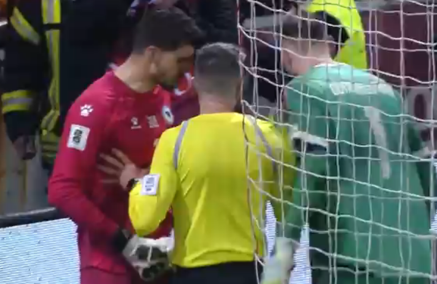 Donnarumma pokušao pokidati Vasiljev papirić o izvođačima penala, Bild piše da su Talijani probali sve prljave trikove Donnarumma pokušao pokidati Vasiljev papirić o izvođačima penala, Bild piše da su Talijani probali sve prljave trikove