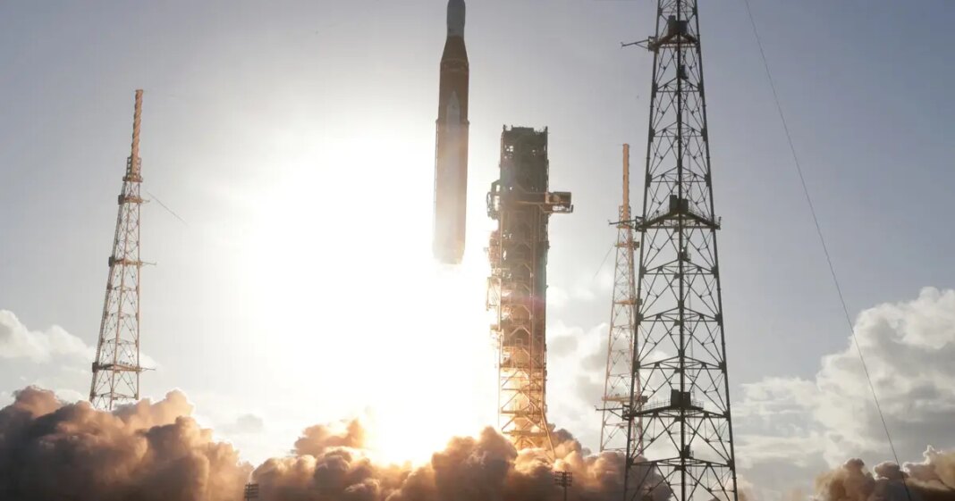 FOTO Evo kako je izgledalo povijesno lansiranje rakete na Mjesec nakon čak 53 godine! FOTO Evo kako je izgledalo povijesno lansiranje rakete na Mjesec nakon čak 53 godine!