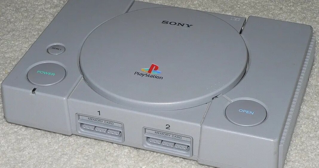 FOTO PlayStation 5 ruši dugu tradiciju: Prva konzola koja je s vremenom dosta poskupjela FOTO PlayStation 5 ruši dugu tradiciju: Prva konzola koja je s vremenom dosta poskupjela