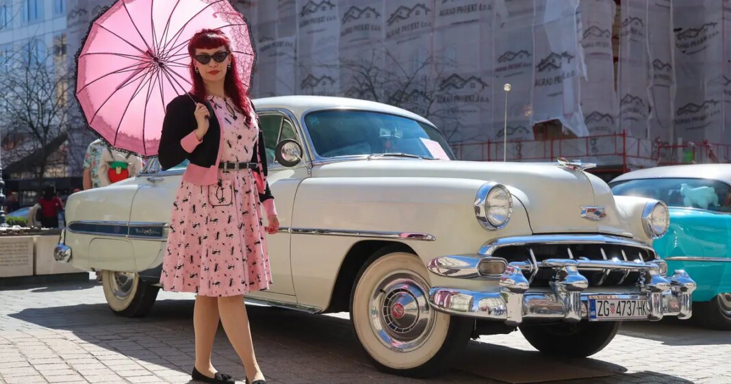 FOTO Povratak u prošlost u Zagrebu: Stari kraljevi ceste oduševili brojne građane FOTO Povratak u prošlost u Zagrebu: Stari kraljevi ceste oduševili brojne građane