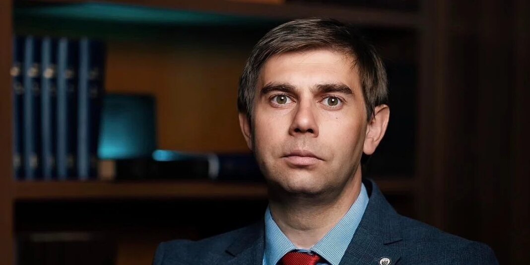 Faruk Hadžić imenovan za direktora Finansijsko-informatičke agencije FBiH, pojasnio šta će mu biti fokus u radu Faruk Hadžić imenovan za direktora Finansijsko-informatičke agencije FBiH, pojasnio šta će mu biti fokus u radu