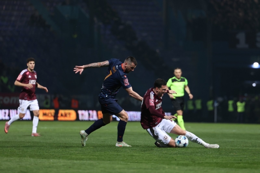 GRADSKI DERBI BEZ POBJEDNIKA: Željezničar i Sarajevo podijelili bodove na Grbavici uz kontroverzu zbog poništenog gola GRADSKI DERBI BEZ POBJEDNIKA: Željezničar i Sarajevo podijelili bodove na Grbavici uz kontroverzu zbog poništenog gola