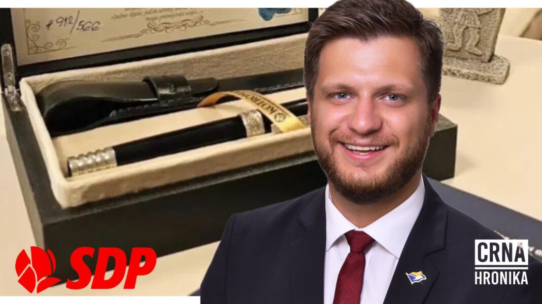 Irfan Čengić (SDP) pokušao objasniti zašto je kupio olovku za 650 KM + PDV Irfan Čengić (SDP) pokušao objasniti zašto je kupio olovku za 650 KM + PDV