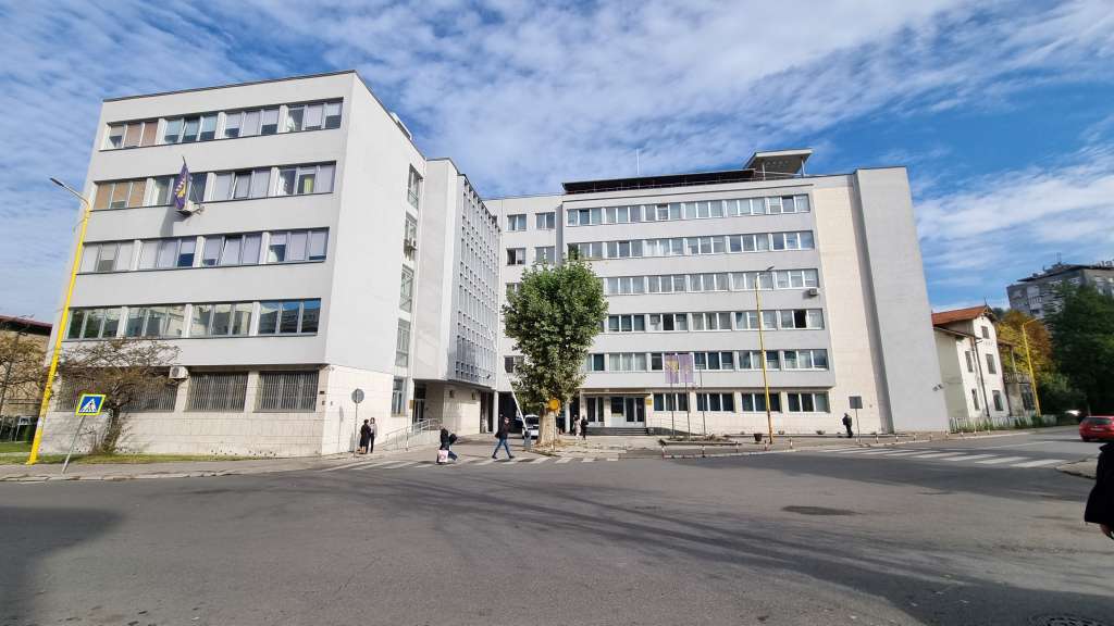 Istraga se širi: Ko stoji iza trgovine maloljetnicama u BiH? Istraga se širi: Ko stoji iza trgovine maloljetnicama u BiH?