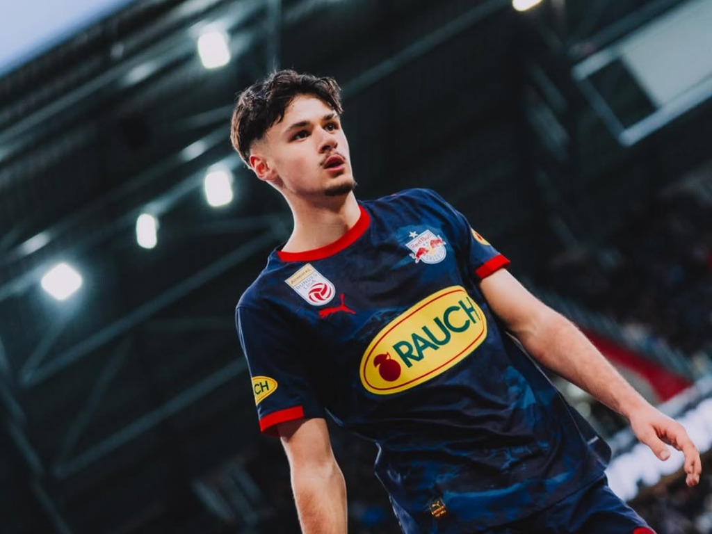 Italijani danas opet o Kerimu: Dogovorena plata sa Romom, otac zadovoljan uslovima u klubu Italijani danas opet o Kerimu: Dogovorena plata sa Romom, otac zadovoljan uslovima u klubu