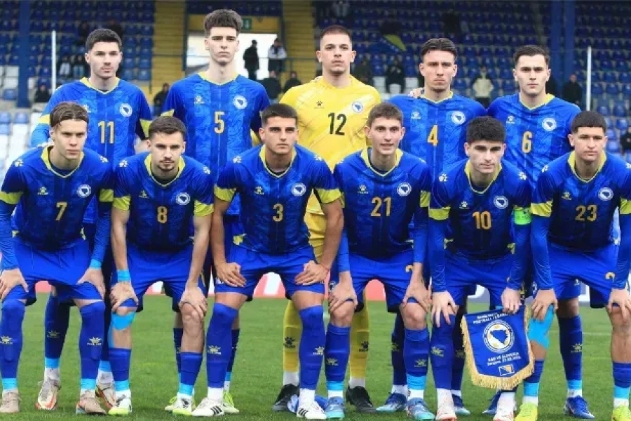 KAPITEN BULJUBAŠIĆ POJASNIO: ‘Ne mogu savijati kičmu pred onima koji ovaj svijet vode u smjeru beščasti i nasilja’ KAPITEN BULJUBAŠIĆ POJASNIO: 'Ne mogu savijati kičmu pred onima koji ovaj svijet vode u smjeru beščasti i nasilja'