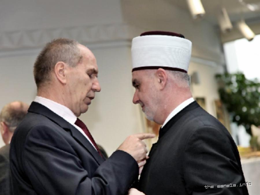 KRAJ ERE ‘SOCIJALISTIČKOG STROJA’: Žestok sukob među frakcijama za mjesto vjerskog poglavara KRAJ ERE ‘SOCIJALISTIČKOG STROJA’: Žestok sukob među frakcijama za mjesto vjerskog poglavara