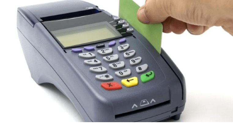 Kontakt preko društvenih mreža završio gubitkom: 78-godišnjak ostao bez 125.000 eura Kontakt preko društvenih mreža završio gubitkom: 78-godišnjak ostao bez 125.000 eura