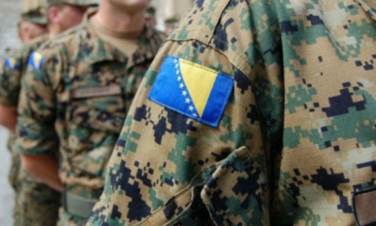 Lakovjerna Belgijanka (74) “vojniku iz BiH” uplatila 18.500 eura. Kasnije saznala da je prevarena – Crna hronika Lakovjerna Belgijanka (74) “vojniku iz BiH” uplatila 18.500 eura. Kasnije saznala da je prevarena