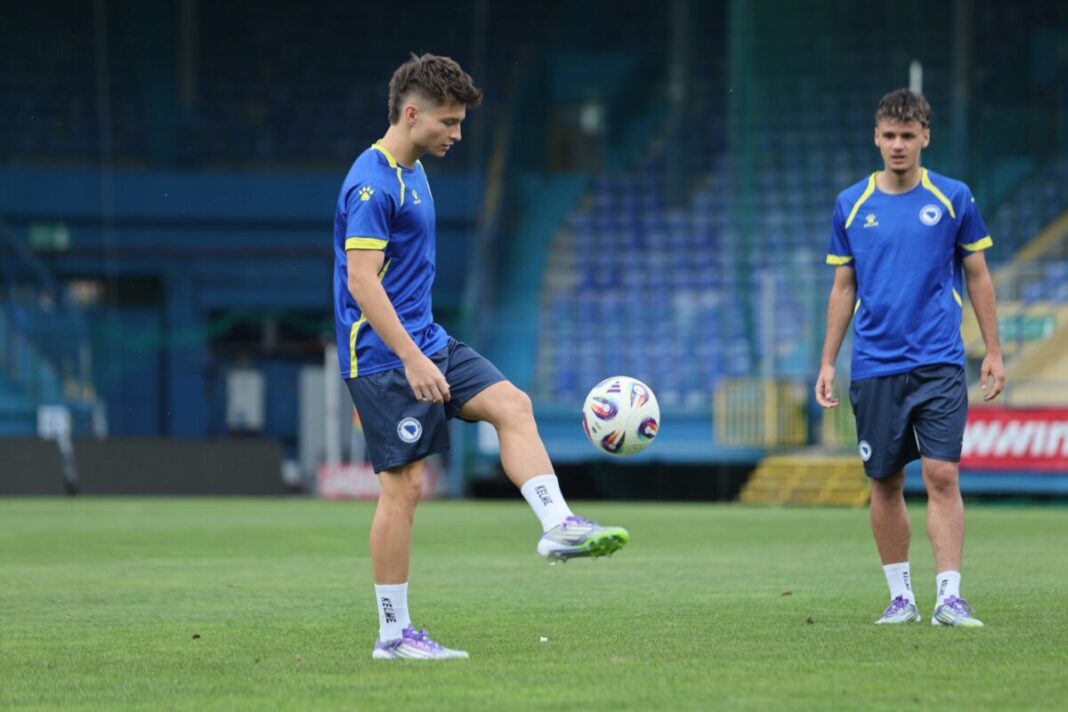 Milan želi Alajbegovića i Bajraktarevića Milan želi Alajbegovića i Bajraktarevića