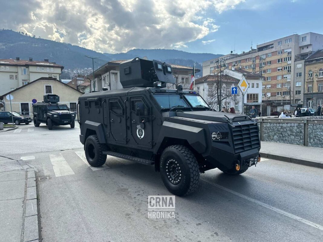 Nabavljen prvi helikopter, “zvijeri” na točkovima i više od 200 kg oduzete droge – Crna hronika Rekordna godina za MUP KS: Nabavljen prvi helikopter, “zvijeri” na točkovima i više od 200 kg oduzete droge