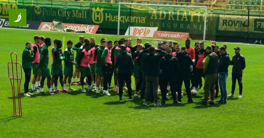 Navijači Istre upali na teren i prekinuli trening. Traže odlazak trenera Navijači Istre upali na teren i prekinuli trening. Traže odlazak trenera