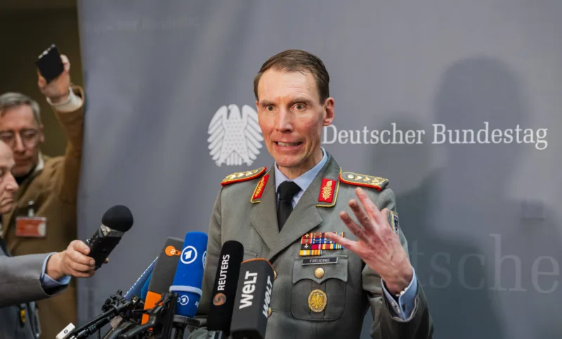 Njemački general upozorava: BiH trebamo držati na oku. Stanje je krhko Njemački general upozorava: BiH trebamo držati na oku. Stanje je krhko