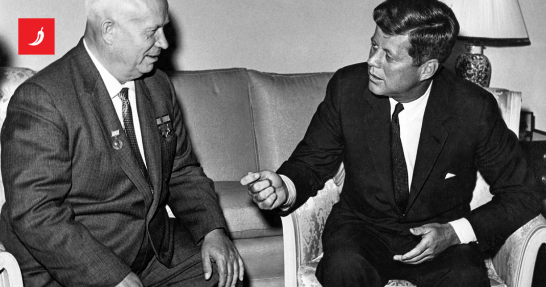 Odrekao se Staljina, umalo izazvao nuklearni rat. Umro je sam i zaboravljen Odrekao se Staljina, umalo izazvao nuklearni rat. Umro je sam i zaboravljen