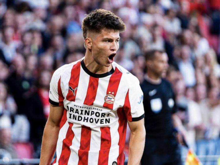 PSV PRVAK HOLANDIJE: Bajraktarević osvojio prvi trofej u karijeri PSV PRVAK HOLANDIJE: Bajraktarević osvojio prvi trofej u karijeri