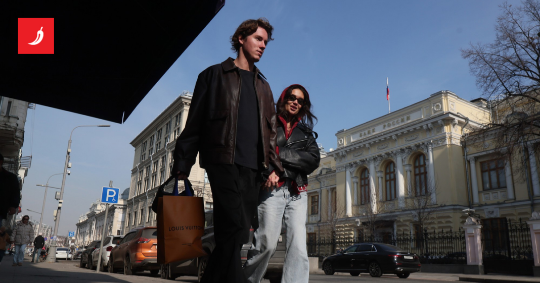 Pao BDP, inflacija na 6%. Ruska središnja banka snizila ključnu kamatu, sad je 14.5% Pao BDP, inflacija na 6%. Ruska središnja banka snizila ključnu kamatu, sad je 14.5%