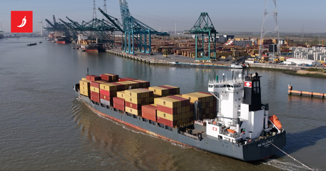 Paralizirana druga najveća luka u Europi Paralizirana druga najveća luka u Europi