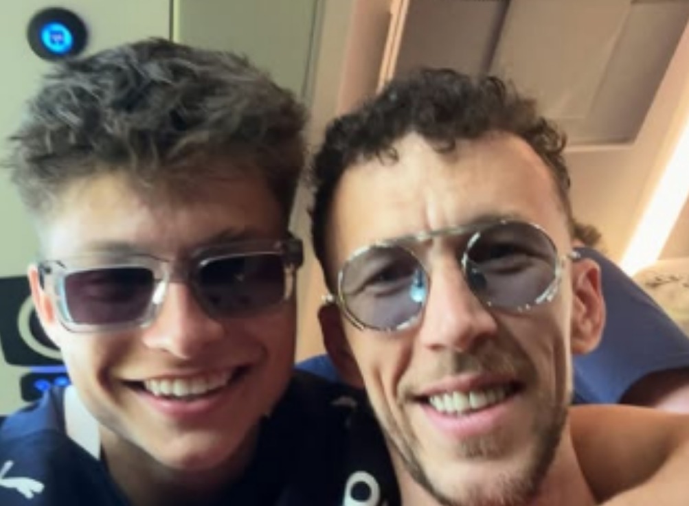 Perišić šutio nakon sjajne partije Bajraktarevića, a onda se kratko oglasio Perišić šutio nakon sjajne partije Bajraktarevića, a onda se kratko oglasio