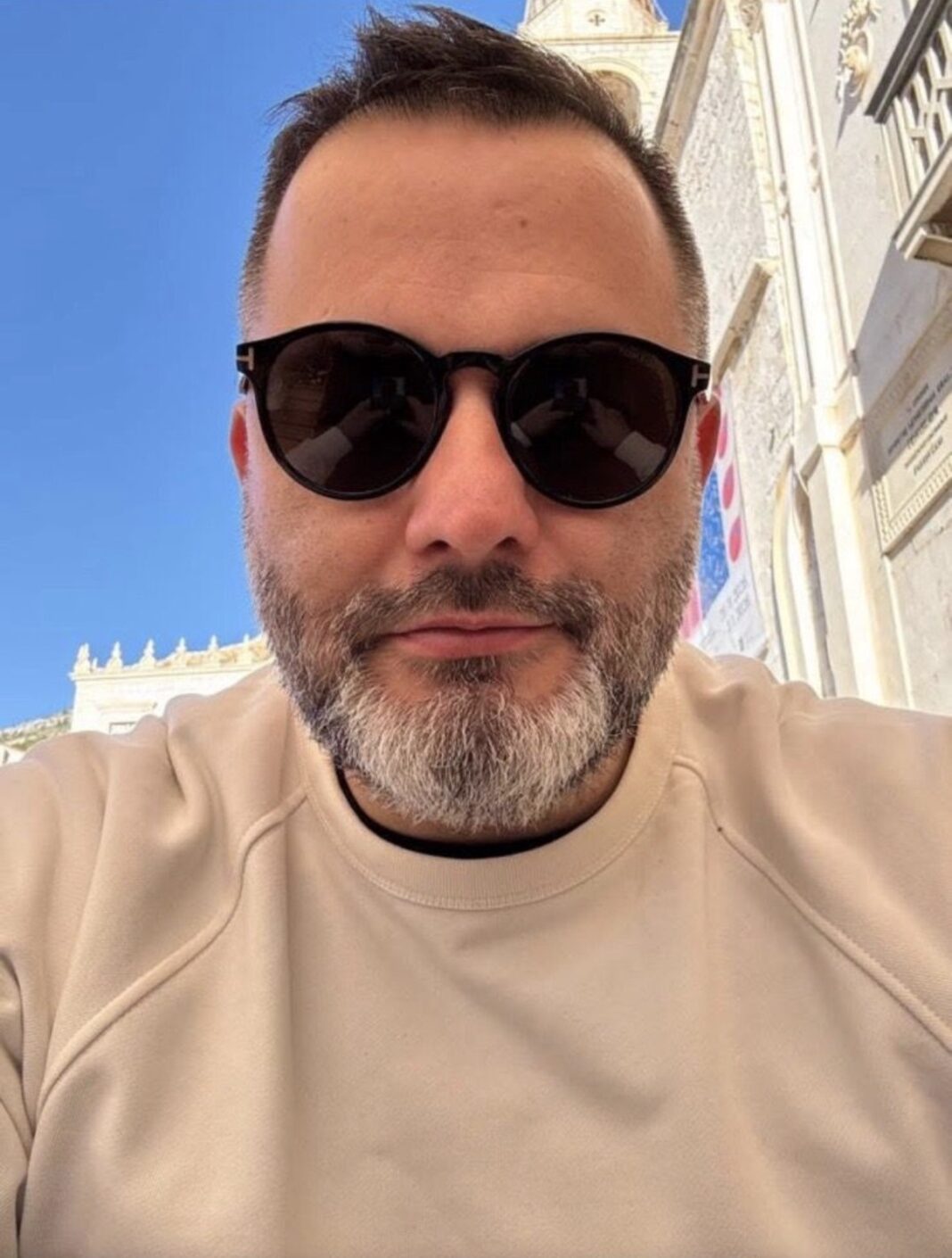 Pozadina pucnjave u restoranu “Kod Minje”: Almer Inajetović pucao na braću Livnjak koji su povezani sa Adnanom Maglićem. Sukob dvije kriminalne grupe traje mjesecima! – Istraga .ba Pozadina pucnjave u restoranu “Kod Minje”: Almer Inajetović pucao na braću Livnjak koji su povezani sa Adnanom Maglićem. Sukob dvije kriminalne grupe traje mjesecima! - Istraga .ba