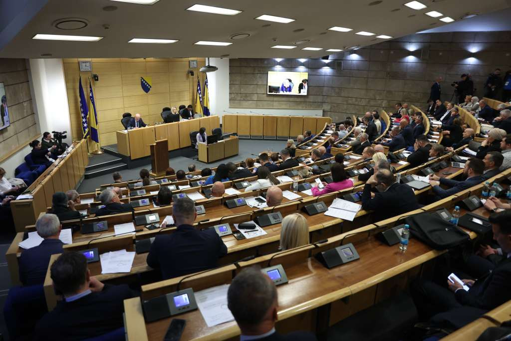 SDA, HDZ, DF i SDP najavili podršku zakonu o Južnoj interkonekciji SDA, HDZ, DF i SDP najavili podršku zakonu o Južnoj interkonekciji