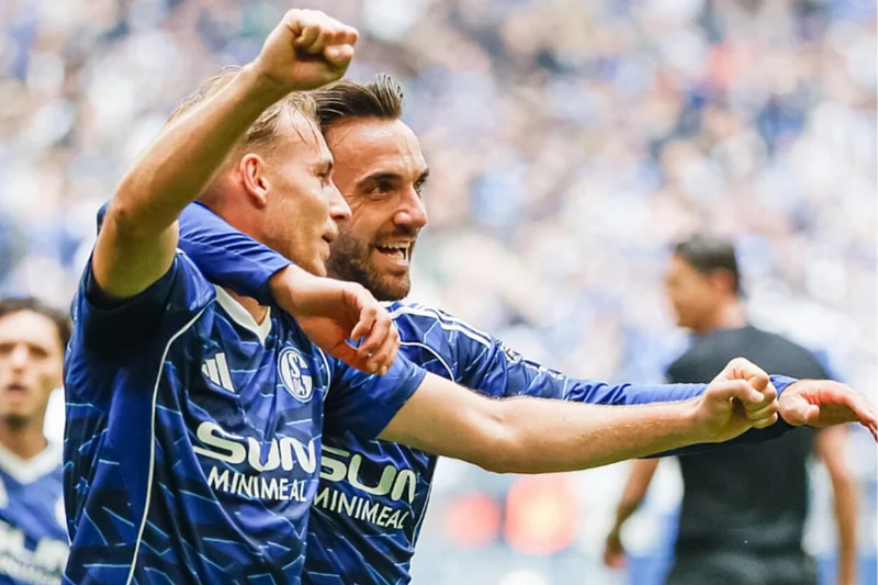 Schalke bez Džeke i Katića upisao ubjedljivu pobjedu Schalke bez Džeke i Katića upisao ubjedljivu pobjedu