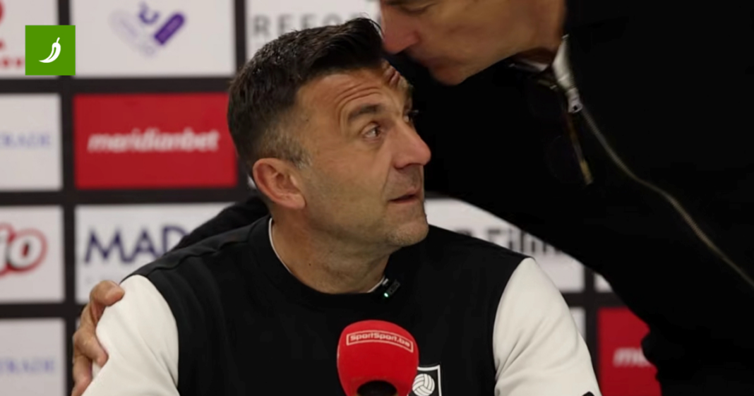 Štimac upao na presicu Cvitanovića i poljubio ga u čelo: “Čestitam još jednom” Štimac upao na presicu Cvitanovića i poljubio ga u čelo: "Čestitam još jednom"