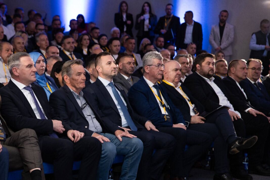 Stranka za BiH obilježila 30 godina postojanja Stranka za BiH obilježila 30 godina postojanja