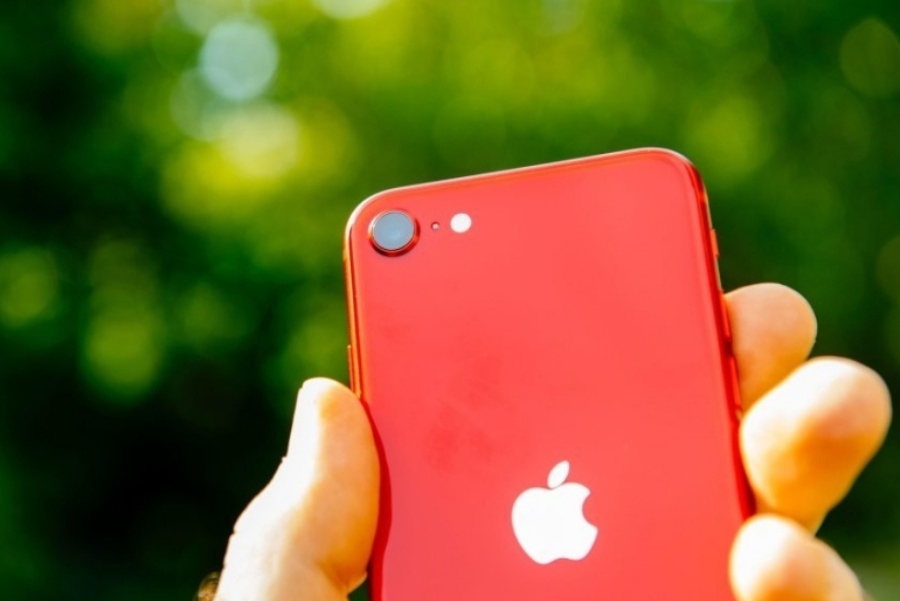 TEHNOLOŠKI RAT ZA PODATKE: Upozorenje za korisnike iPhone i Androida da ne instalirajte OVE aplikacije TEHNOLOŠKI RAT ZA PODATKE: Upozorenje za korisnike iPhone i Androida da ne instalirajte OVE aplikacije