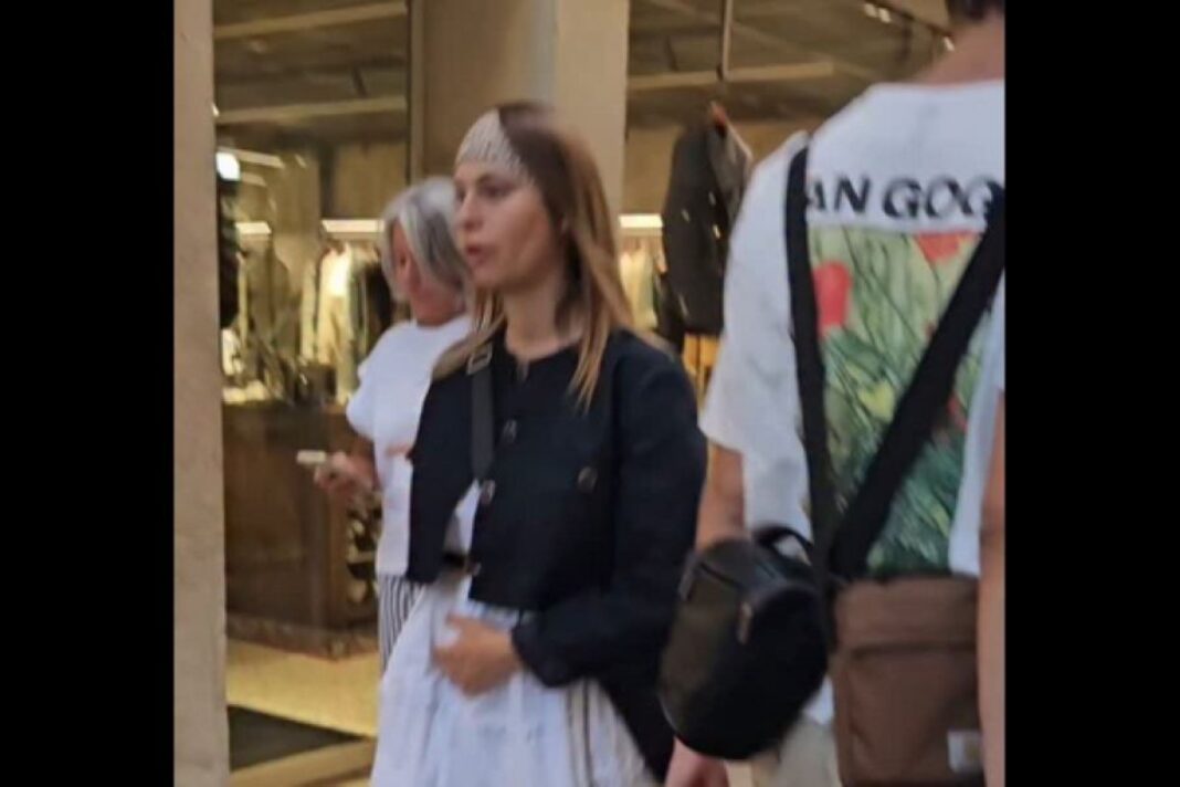 Trudnoća joj donijela kućni pritvor: Ozloglašena “Šakira” iz BiH izašla iz zatvora nakon samo dvije sedmice Trudnoća joj donijela kućni pritvor: Ozloglašena “Šakira” iz BiH izašla iz zatvora nakon samo dvije sedmice