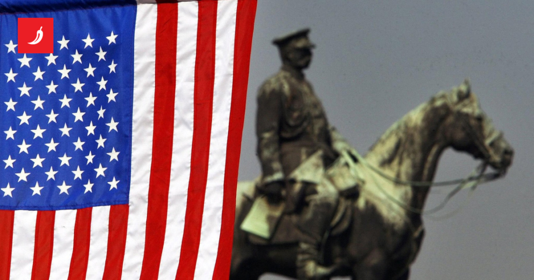 Trump ne može samo tako napustiti NATO, ali to nema veze. NATO je mrtav u praksi Trump ne može samo tako napustiti NATO, ali to nema veze. NATO je mrtav u praksi