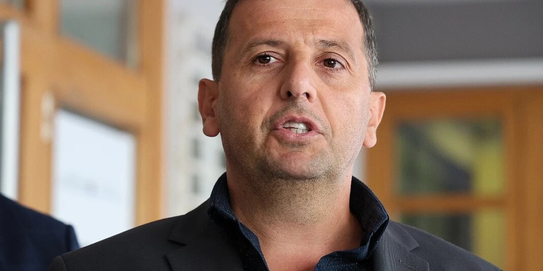 Tvrdio je da neće stati uz Stanivukovića "Tvrdio je da neće stati uz Stanivukovića"