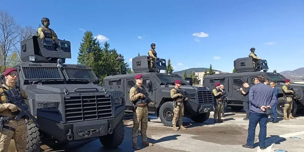 U velikoj akciji MUP-a ZDK uhapšeno 19 osoba, pronađena veća količina droga U velikoj akciji MUP-a ZDK uhapšeno 19 osoba, pronađena veća količina droga