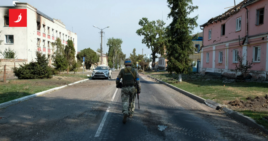 Ukrajinski vojnik zarobljen tijekom upada u Kursku. Rusi ga osudili na 15 godina zatvora Ukrajinski vojnik zarobljen tijekom upada u Kursku. Rusi ga osudili na 15 godina zatvora