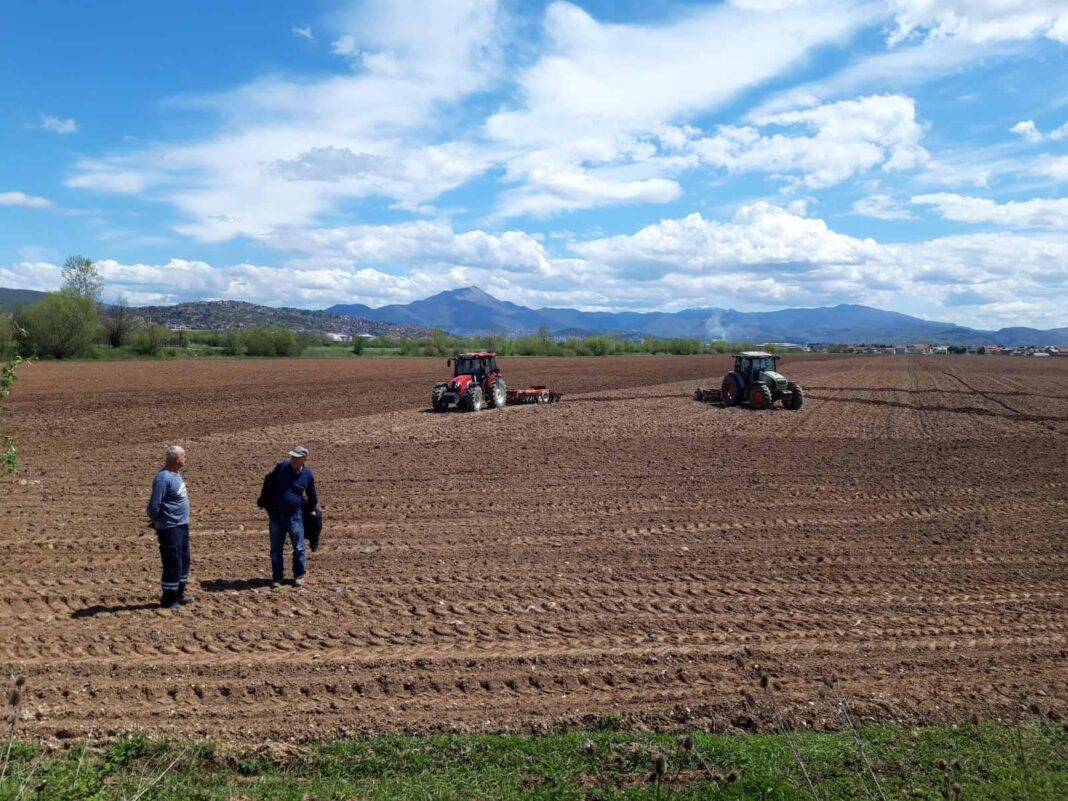 Urušava se bh. poljoprivreda, cijene skočile 50 posto, nedostaje gnojiva… Ima Ii pomoći? Urušava se bh. poljoprivreda, cijene skočile 50 posto, nedostaje gnojiva… Ima Ii pomoći?