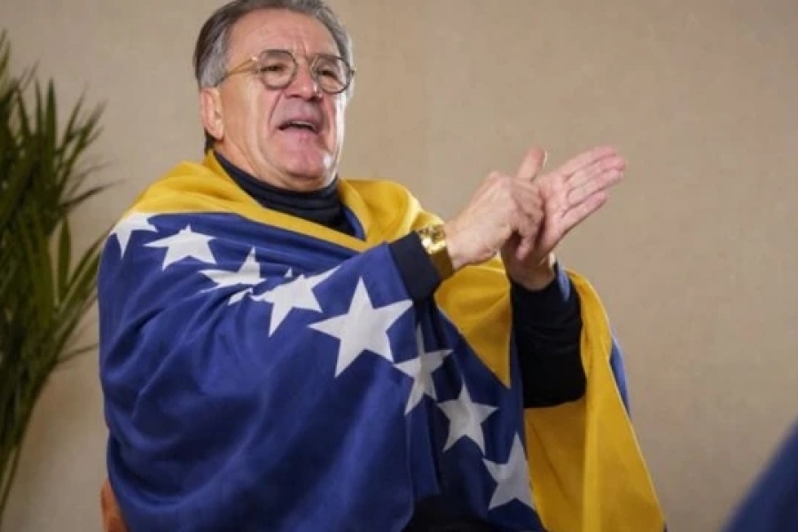 ZDRAVKO MAMIĆ NE MOŽE ZADRŽATI EMOCIJE: ‘BiH sad ima nezaustavljivu reprezentaciju, idemo u četvrtfinale Svjetskog prvenstva’ ZDRAVKO MAMIĆ NE MOŽE ZADRŽATI EMOCIJE: 'BiH sad ima nezaustavljivu reprezentaciju, idemo u četvrtfinale Svjetskog prvenstva'