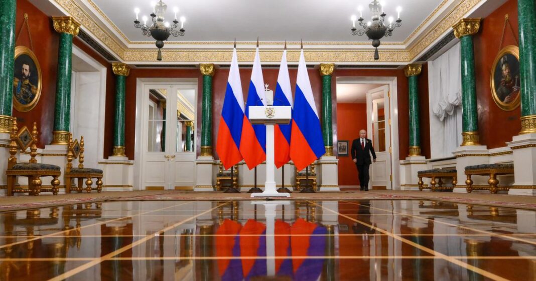 Putin zabranio nošenje sata na ruci?! Ozbiljno se plaši da će biti ubijen Putin zabranio nošenje sata na ruci?! Ozbiljno se plaši da će biti ubijen