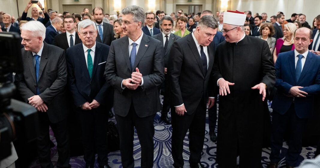 Neobičan susret: Što je HDZ-ov vitez govorio predsjedniku u Sheratonu? Neobičan susret: Što je HDZ-ov vitez govorio predsjedniku u Sheratonu?