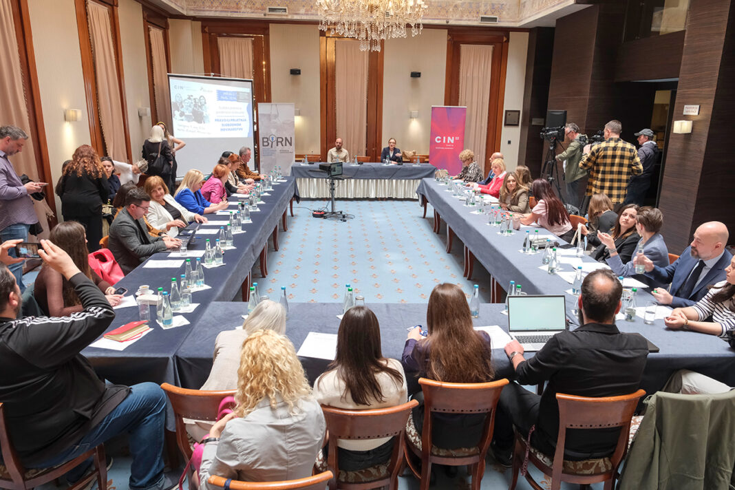 Javni interes pod sve većim teretom tužbi za klevetu Javni interes pod sve većim teretom tužbi za klevetu