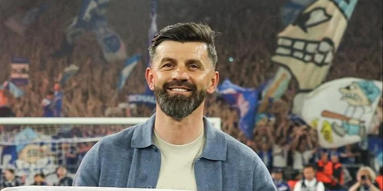 Novi dan, novo slavlje u Schalkeu: Nakon promocije, od danas su i prvaci lige Novi dan, novo slavlje u Schalkeu: Nakon promocije, od danas su i prvaci lige
