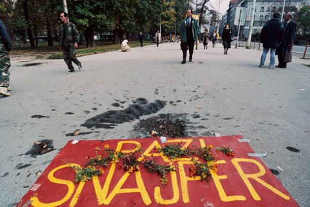 SAFARI STRAVE NA BRDIMA SARAJEVA: Austrijsko pravosuđe steže obruč oko „vikend-snajperista” SAFARI STRAVE NA BRDIMA SARAJEVA: Austrijsko pravosuđe steže obruč oko „vikend-snajperista”