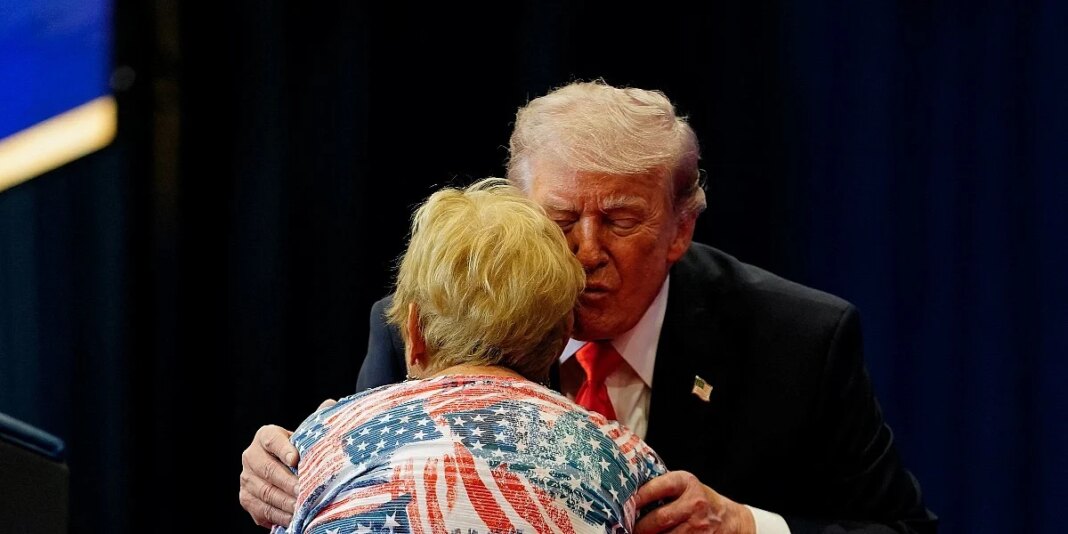 Trump najavio “Projekt Sloboda”: Amerikanci ujutro pod vojnom pratnjom počinju izvlačiti blokirane brodove iz Hormuza Trump najavio "Projekt Sloboda": Amerikanci ujutro pod vojnom pratnjom počinju izvlačiti blokirane brodove iz Hormuza
