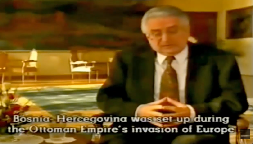 Zaboravljeni britanski dokumentarac iz 1994. godine: Kako je Tuđman pravio “Veliku Hrvatsku” na teritoriju BiH Zaboravljeni britanski dokumentarac iz 1994. godine: Kako je Tuđman pravio "Veliku Hrvatsku" na teritoriju BiH